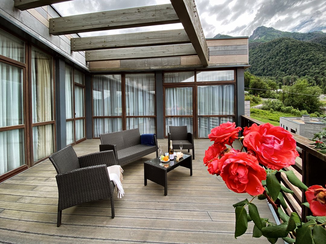 Вилла 9-местный 5-комнатный (с 4 спальнями, вид на горы)