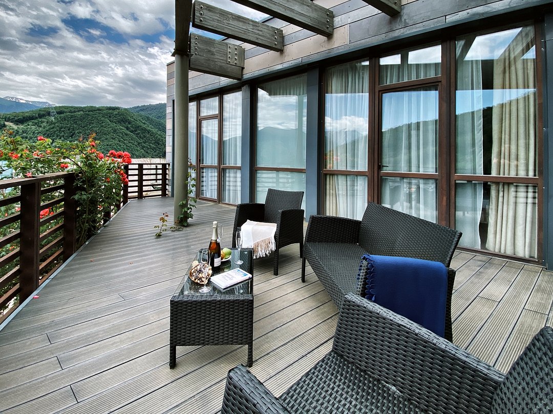 Вилла 9-местный 5-комнатный (с 4 спальнями, вид на горы)