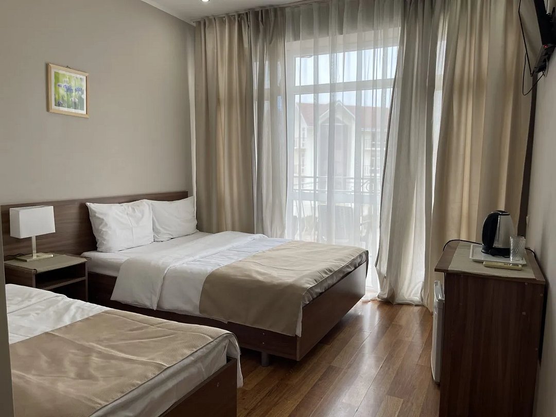 Стандартный 3-местный (с балконом)