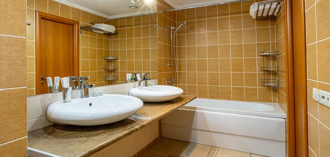 Люкс 3-местный 2-комнатный (Modern)