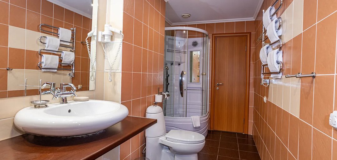 Люкс 4-местный 2-комнатный (Retro)