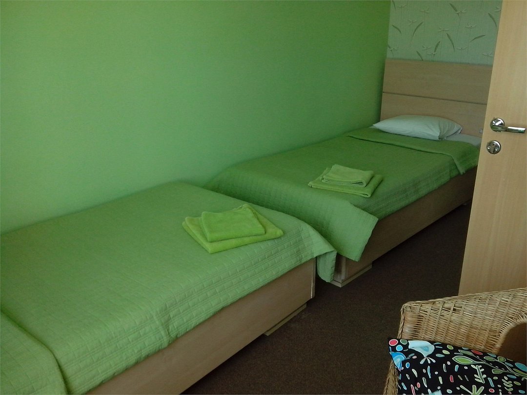 Стандартны 4-местный 2-комнатный (без балкона)