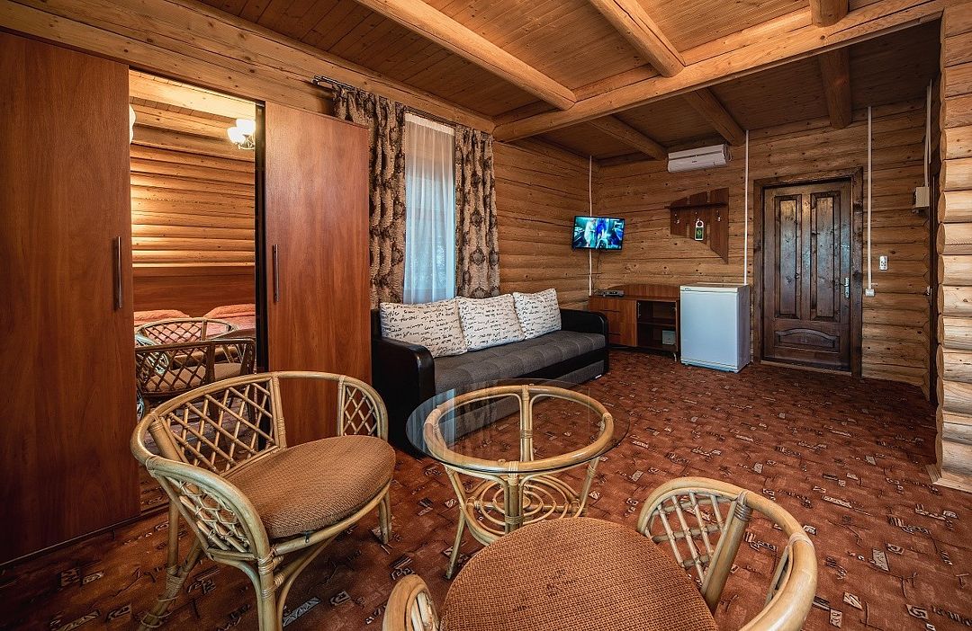 Коттедж-сруб 2-местный Студио