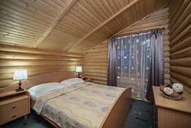 Коттедж сруб 4-местный 2-этажный с кухней, Пансионат Береговой (Малый Маяк), Алушта