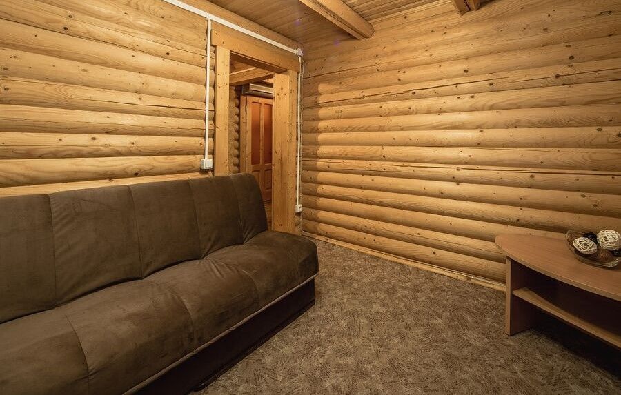 Коттедж-сруб 4-местный 3-комнатный 2-этажный (с кухней)