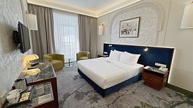 Улучшенный номер с двуспальной кроватью, Отель Петр I, Москва