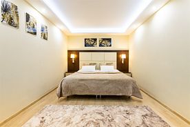 ЛЮКС, Отель Прогресс, Тосненский район