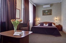 Двухместный улучшенный со своей ванной комнатой, Грин Отель, Низино