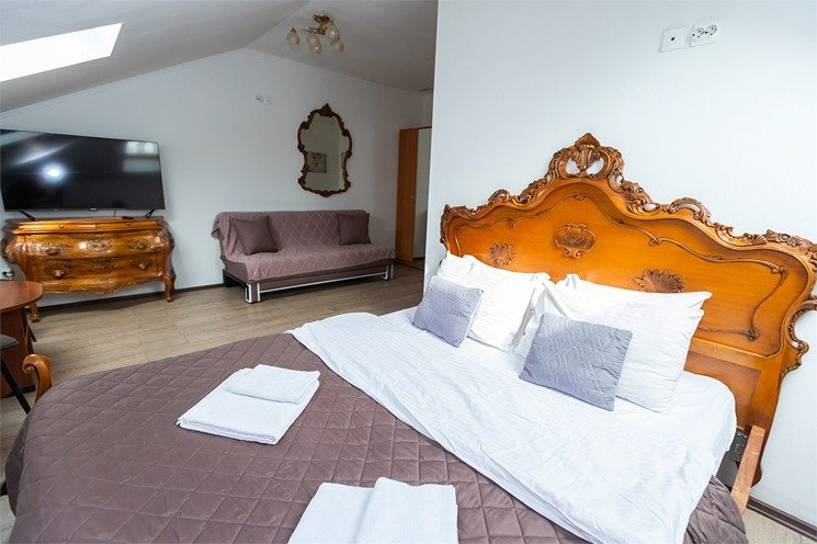 Люкс 2-местный 1-комнатный (с джакузи)