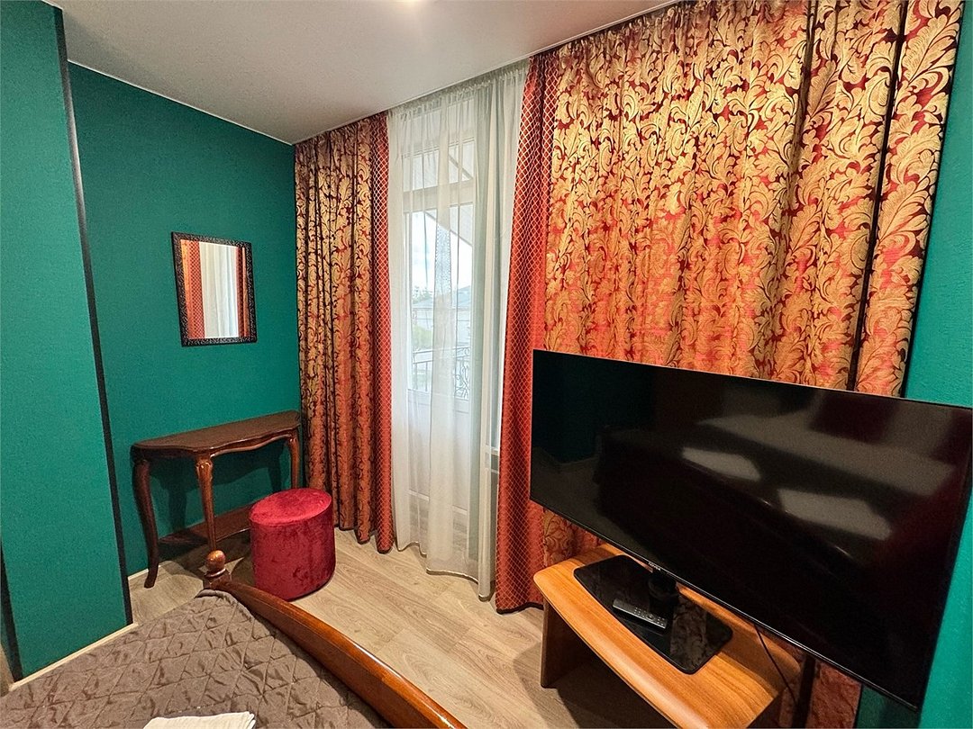 Люкс 2-местный 2-комнатный (с террасой)