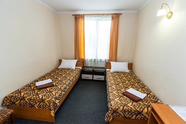 Стандартный 4-местный 1-комнатный