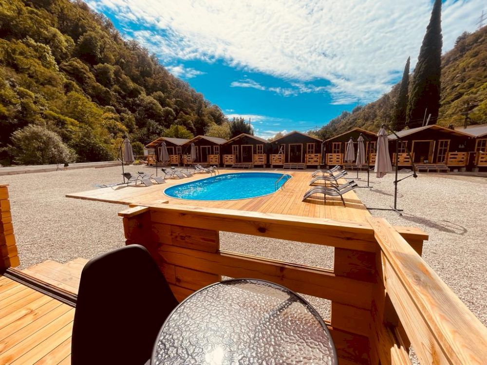 Коттедж 2-местный (с диваном)