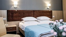 Номер 1 категории 1 большая кровать, Курортный отель "Беловодье", Белокуриха