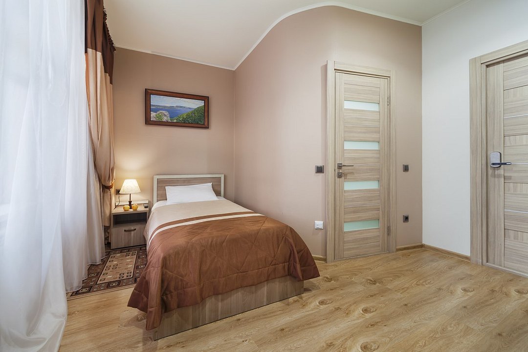 Стандартный 1-местный