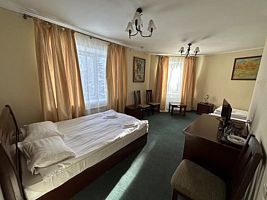Семейный №22, Гостиница Гринберг, Шерегеш