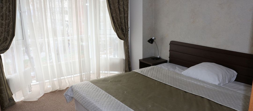 Люкс 4-местный 2-комнатный