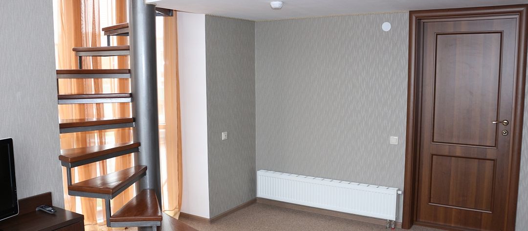 Люкс 4-местный 2-комнатный