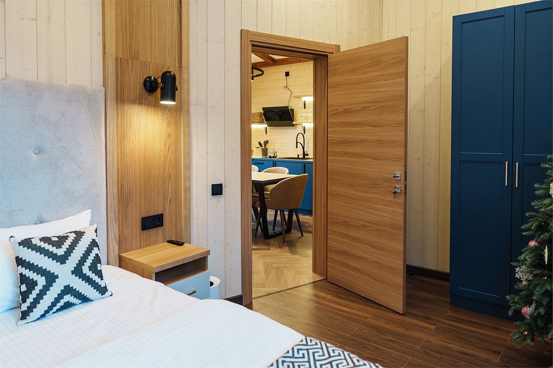 Шале 6-местный 3-комнатный (№8, 1 этаж)