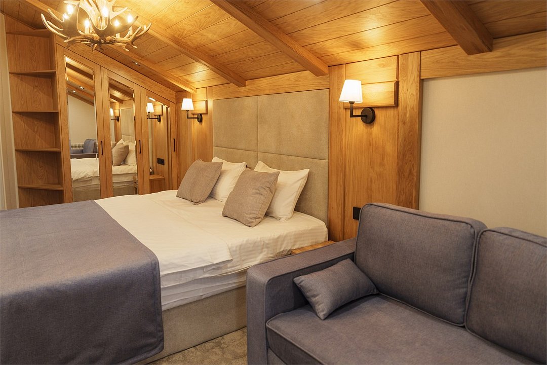 Шале 7-местный 3-комнатный (№2, 2 этажа)