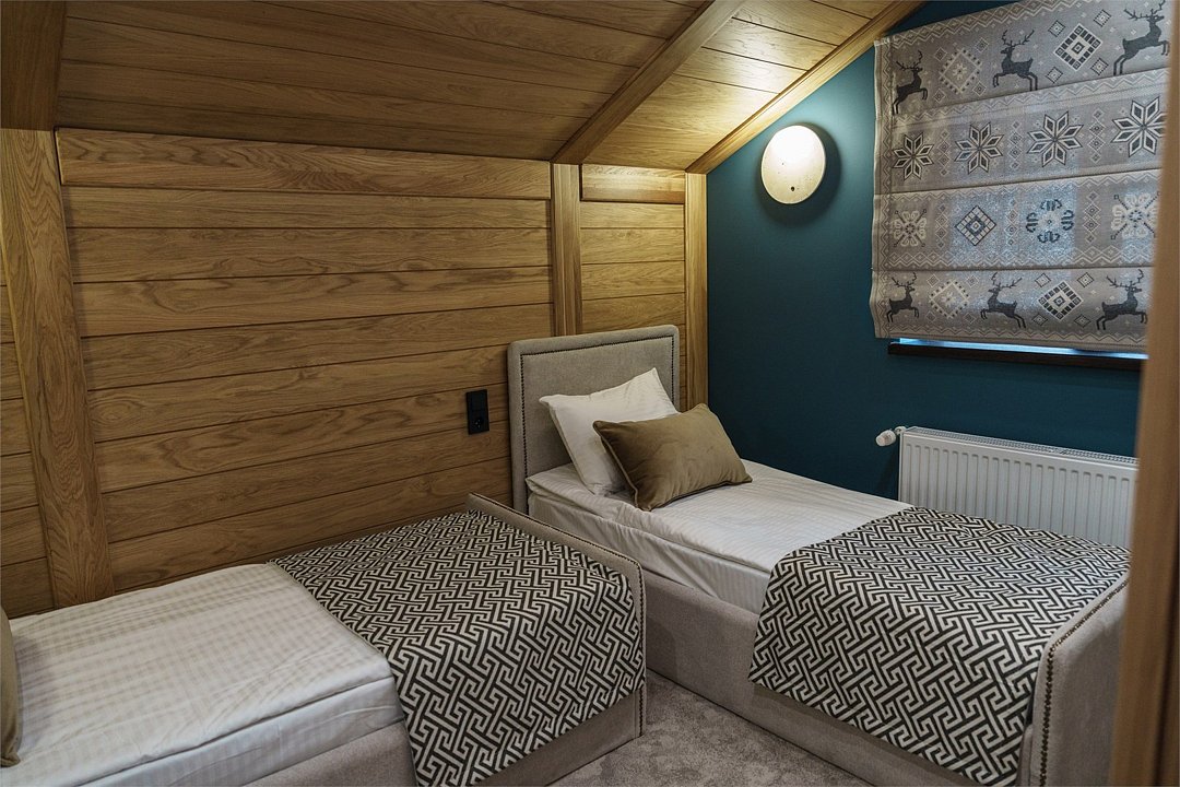 Шале 9-местный 4-комнатный (№5, 2 этажа)