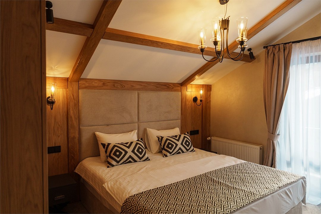 Шале 9-местный 4-комнатный (№6, 2 этажа)