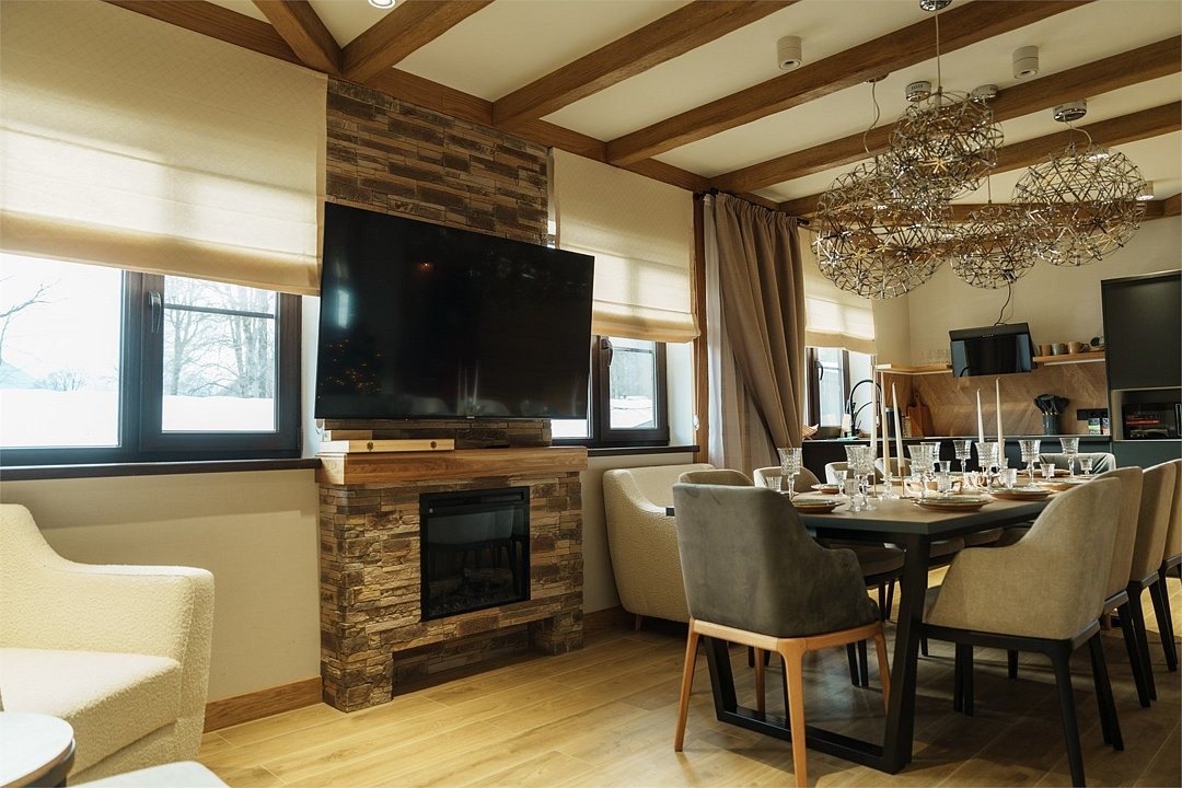 Шале 9-местный 4-комнатный (№6, 2 этажа)