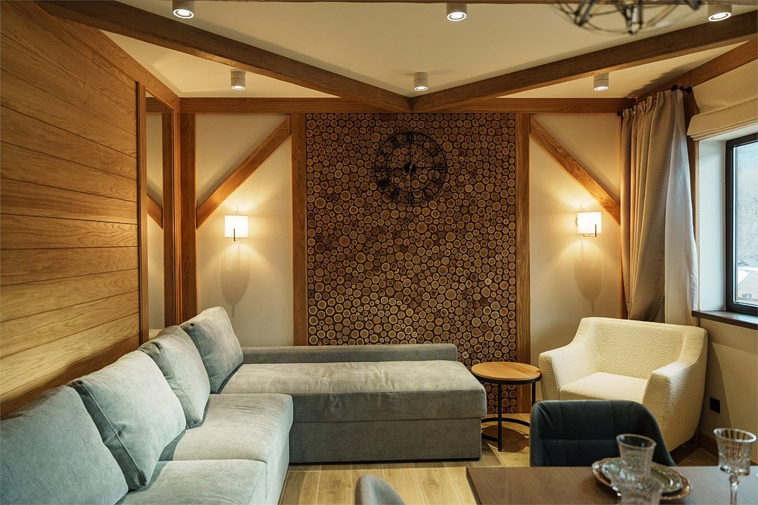 Шале 9-местный 4-комнатный (№6, 2 этажа)