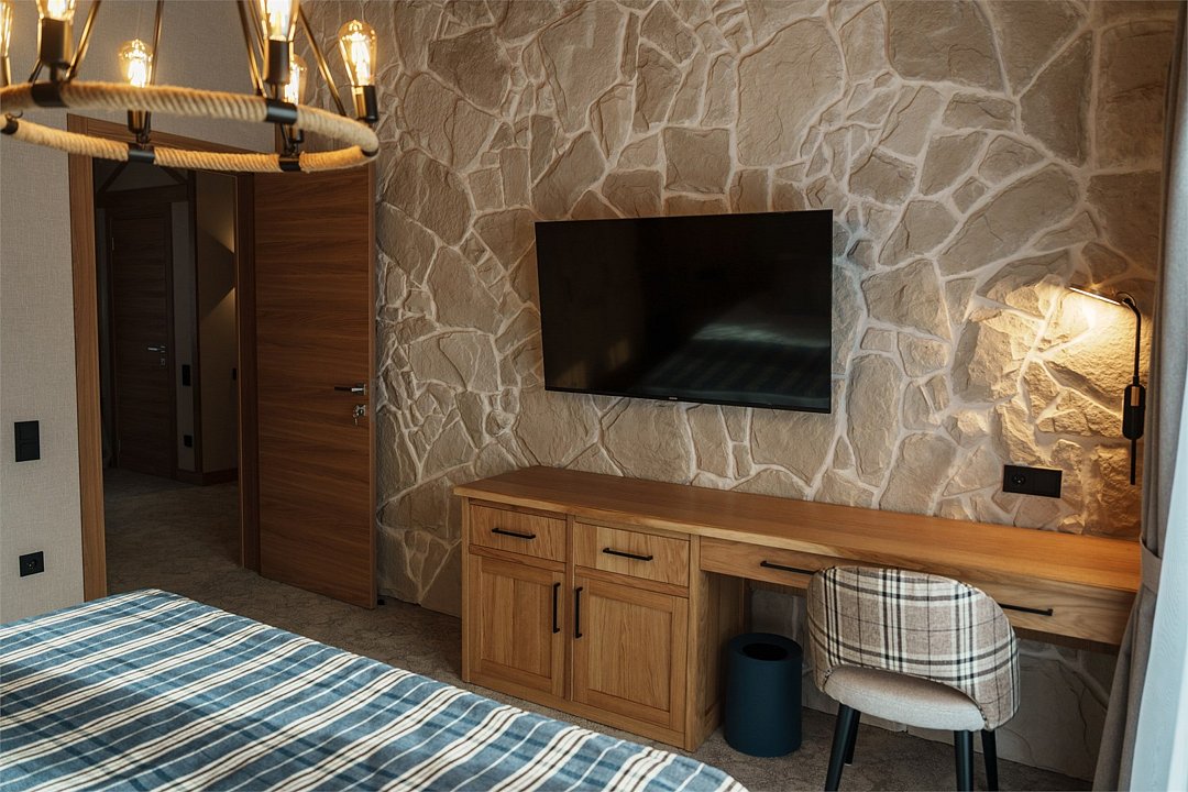 Шале 9-местный 4-комнатный (№6, 2 этажа)