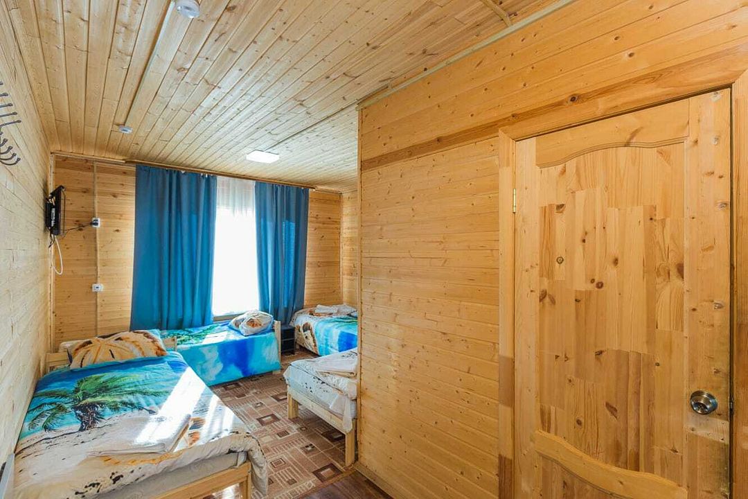 Номер 4-местный