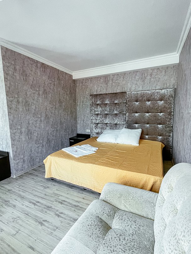 Стандартный 4-местный (Кантри №2) | Апартель на Мира, Красноярский край