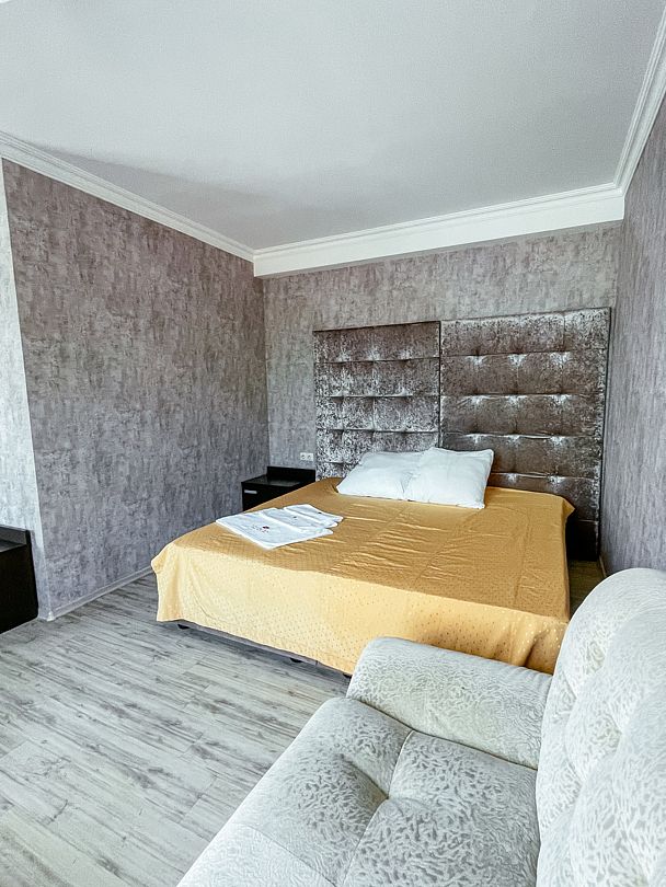 Стандартный 4-местный (Кантри №2) | Апартель на Мира, Красноярский край