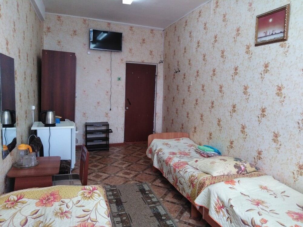 Стандартный 3-местный 1-комнатный (3К3м1к, без удобств, корпус №19)