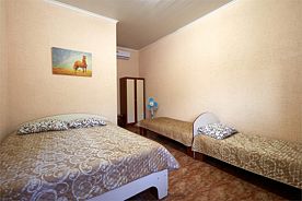 Однокомнатный четырехместный номер, Гостевой дом Ультрамарин, Евпатория