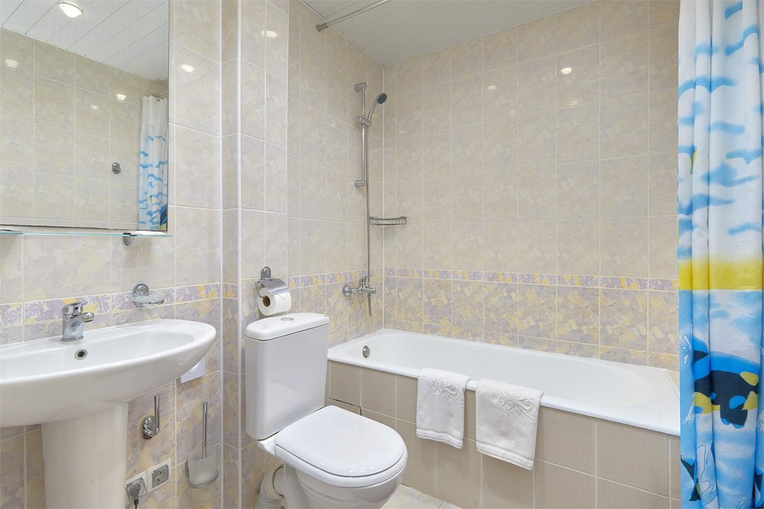 Стандартный 2-местный 2-комнатный (с балконом, Кедровый)