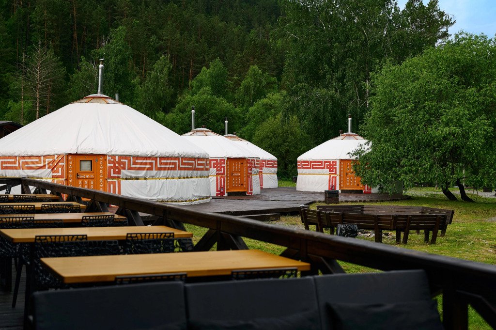 База отдыха Айбарка, Горный Алтай (Республика Алтай), село Узнезя Чемал село Элекмонар