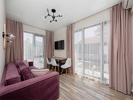 Апартаменты Люкс с 2-мя отдельными спальнями (50 м2, с 2-мя балконами), Апарт-отель СИАРЕНТ "Мадрид Парк 2", Адлер