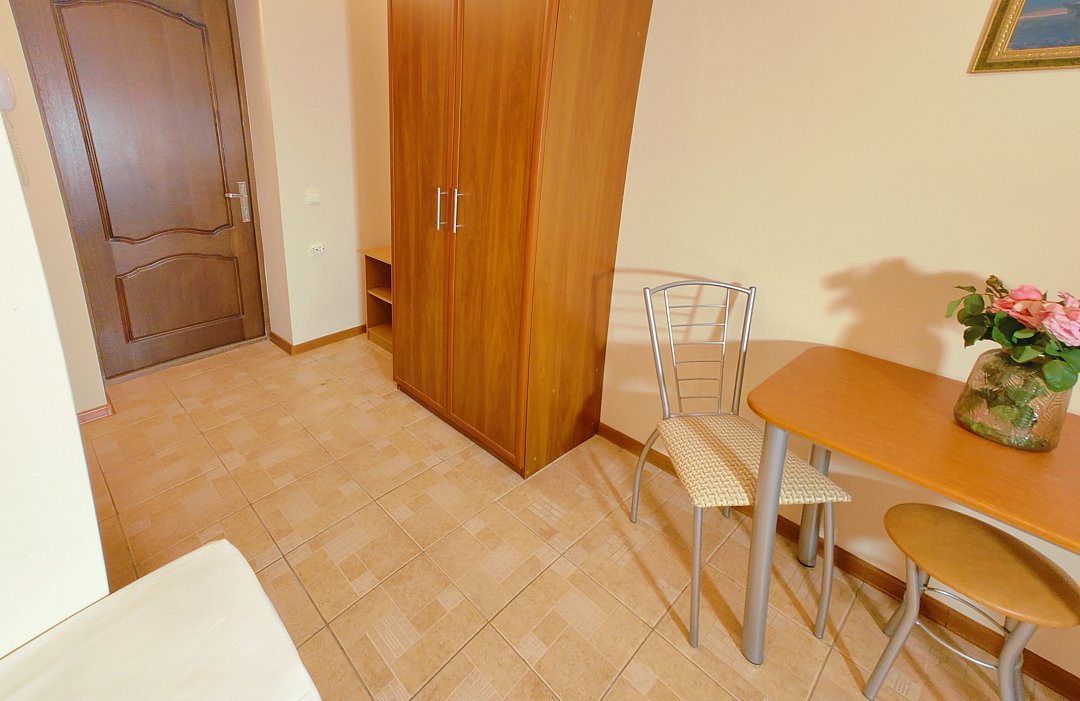 Стандартный 3-местный (с французским балконом)