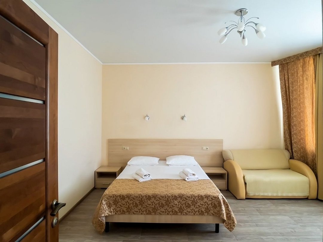 Стандартный 4-местный (с французским балконом)