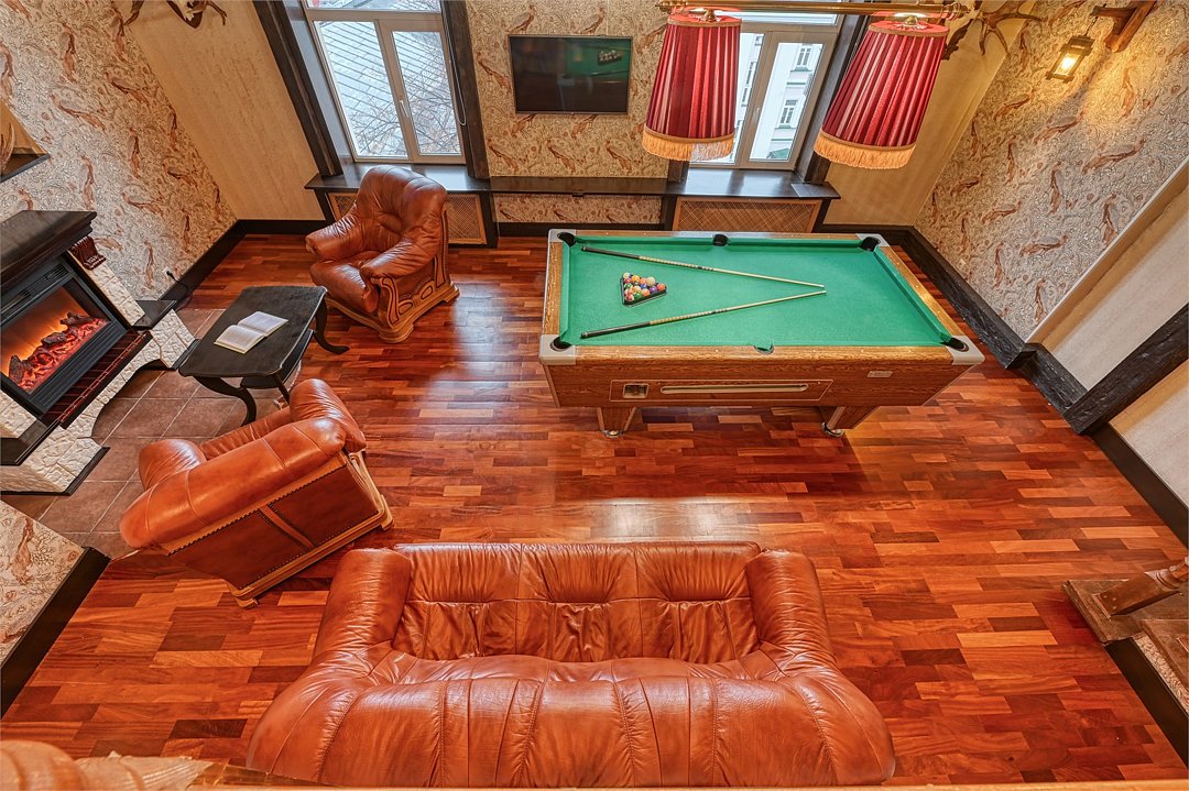 Люкс 2-местный 2-уровневый (бильярд, ванна)