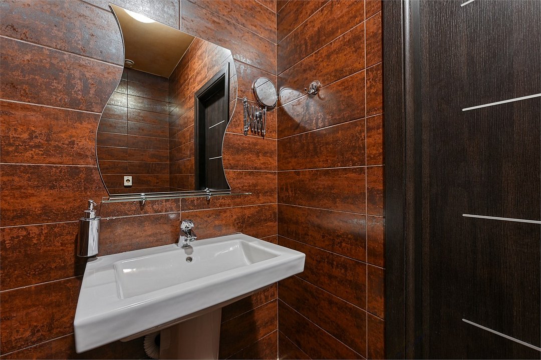 Люкс 2-местный 2-уровневый (бильярд, ванна)