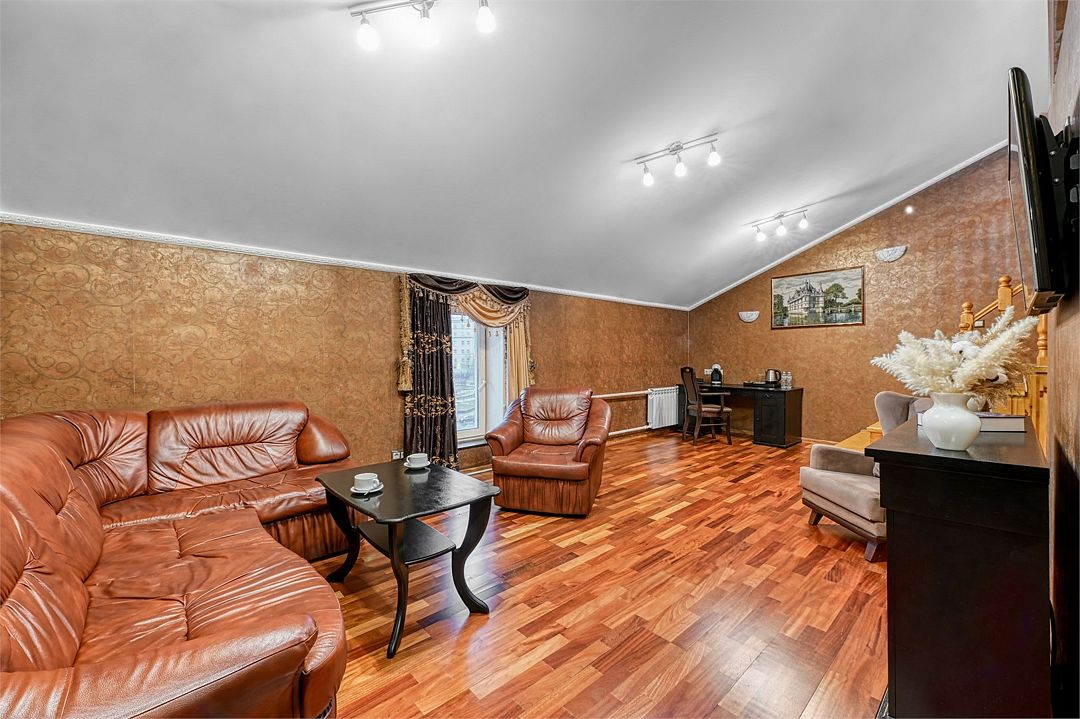 Люкс 2-местный 2-уровневый (сауна, ванна)