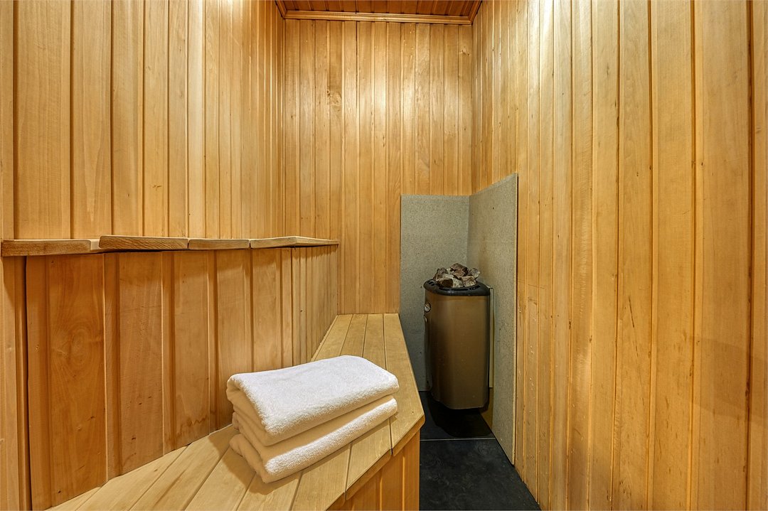 Люкс 2-местный 2-уровневый (сауна, ванна)