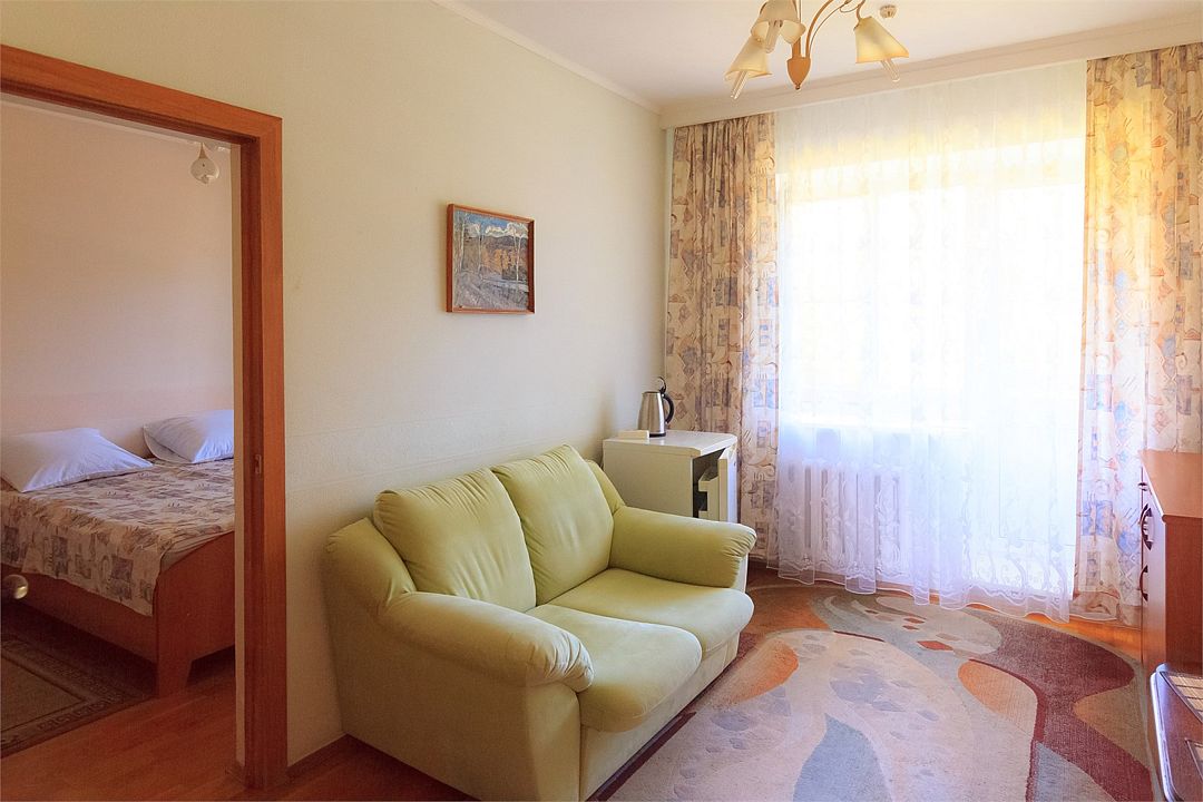 Полулюкс 2-местный 2-комнатный (корпус №1)