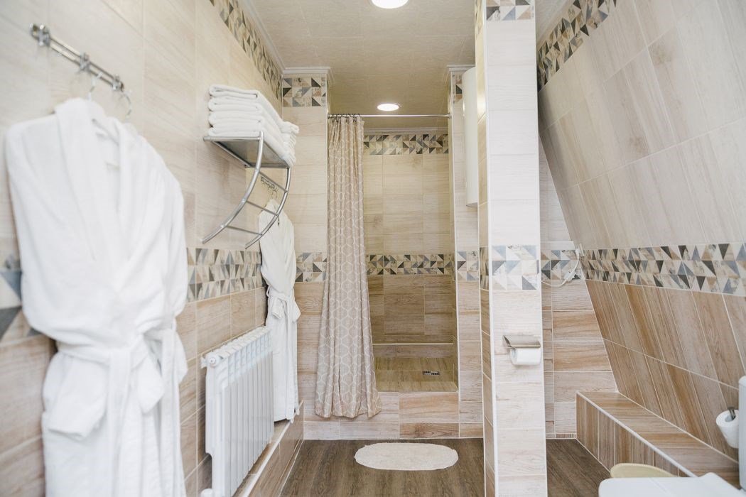 Дом 4-местный 2-комнатный (№9)