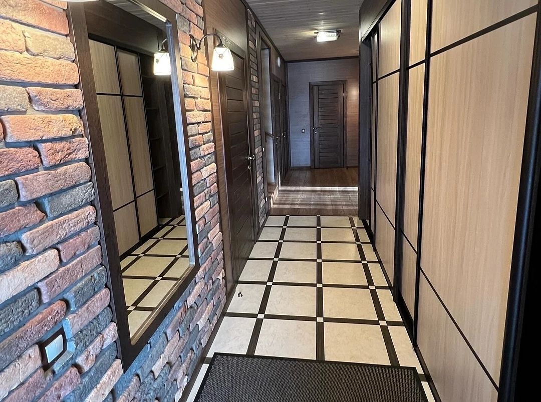 Коттедж Банкетный 8-местный 4-комнатный