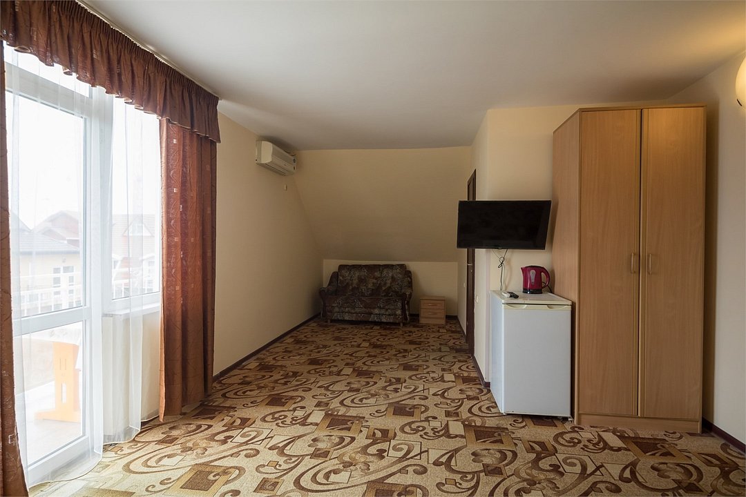 Комфорт 3-местный 1-комнатный (с балконом)