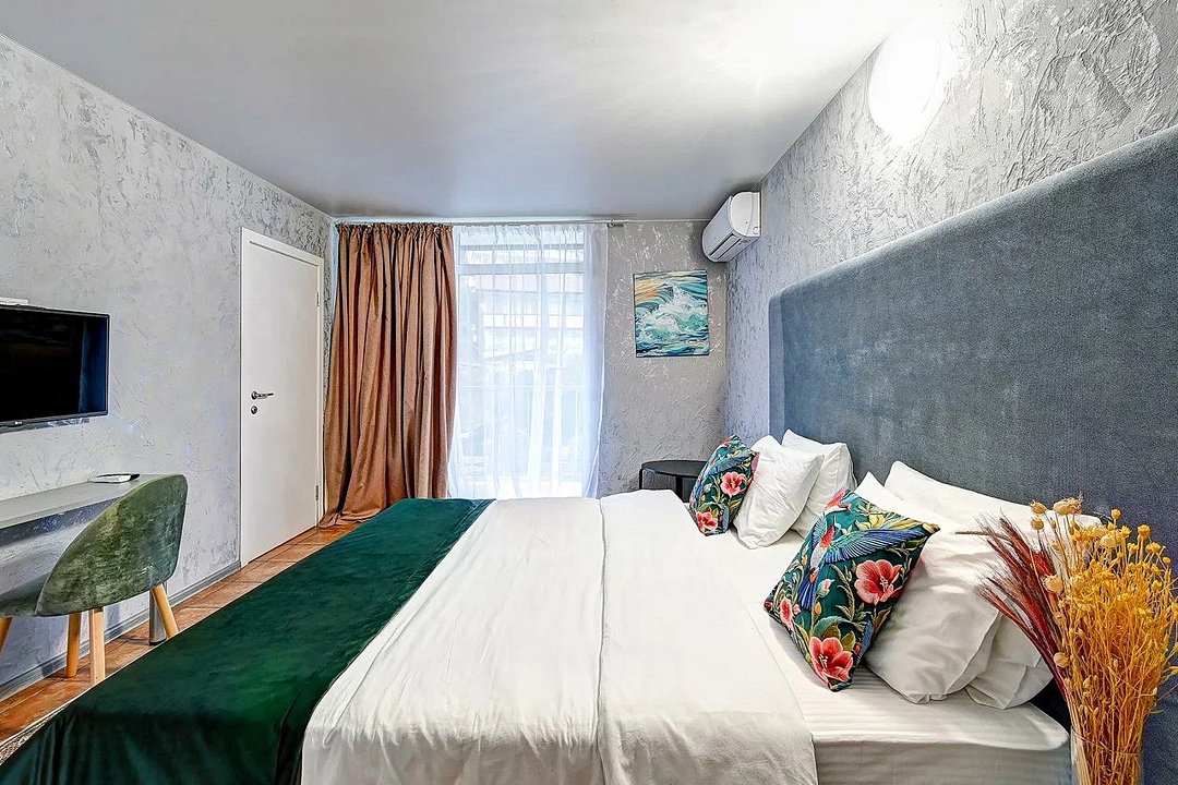 Апартаменты 5-местный 2-комнатный (с балконом и террасой)