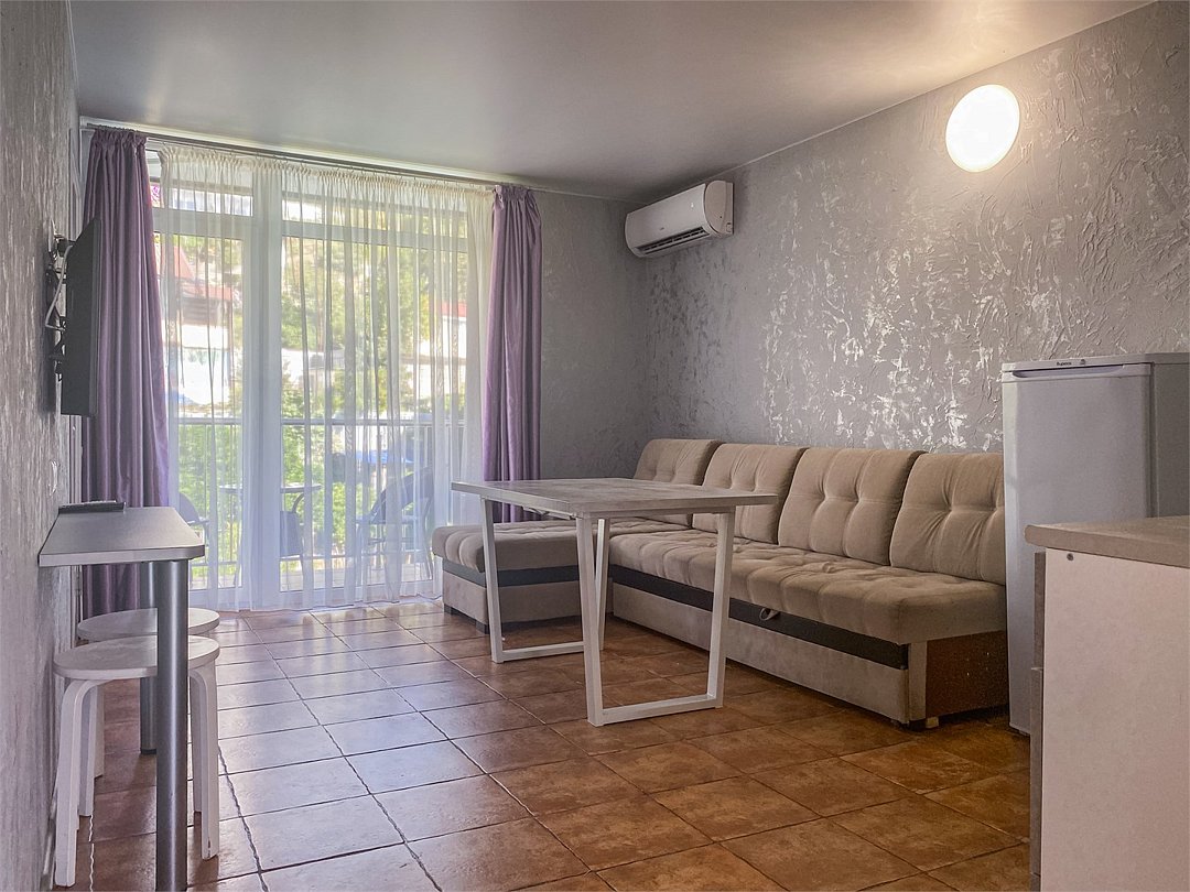 Апартаменты 7-местный 3-комнатный (с балконом и террасой)