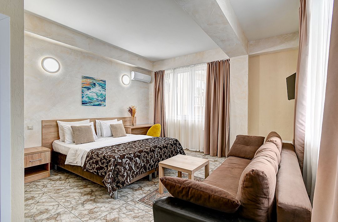 Комфорт 4-местный 1-комнатный (без балкона, вид во двор)