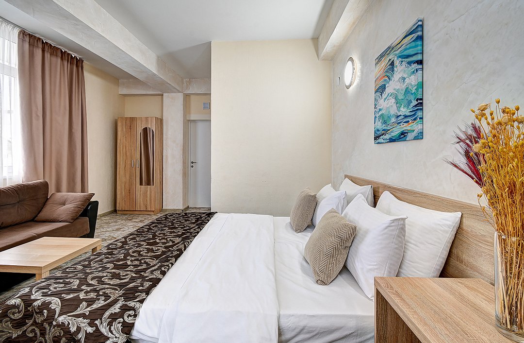 Комфорт 4-местный 1-комнатный (без балкона, вид во двор)